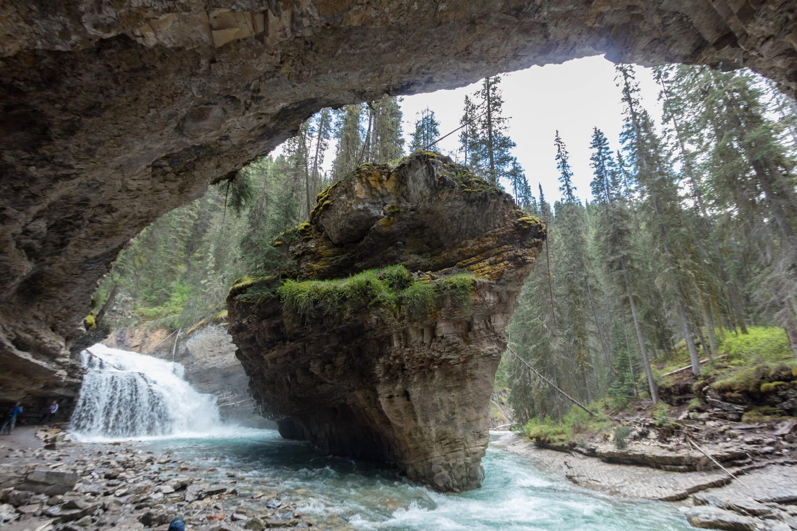 3 Days in Banff Hidden Cave Johnston Canyon
