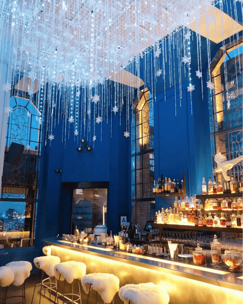 Ophelia Lounge winter decoration in New York City