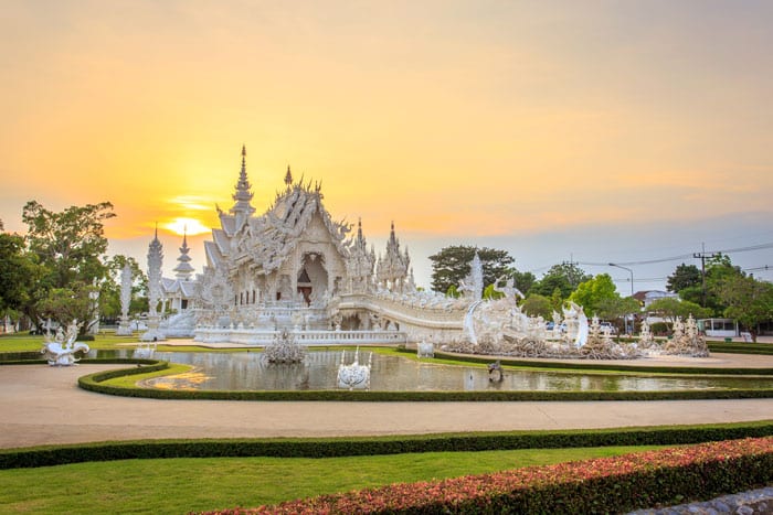 Chiang Rai white temple in Thailand Southeast Asia | The Best Southeast Asia itinerary 
