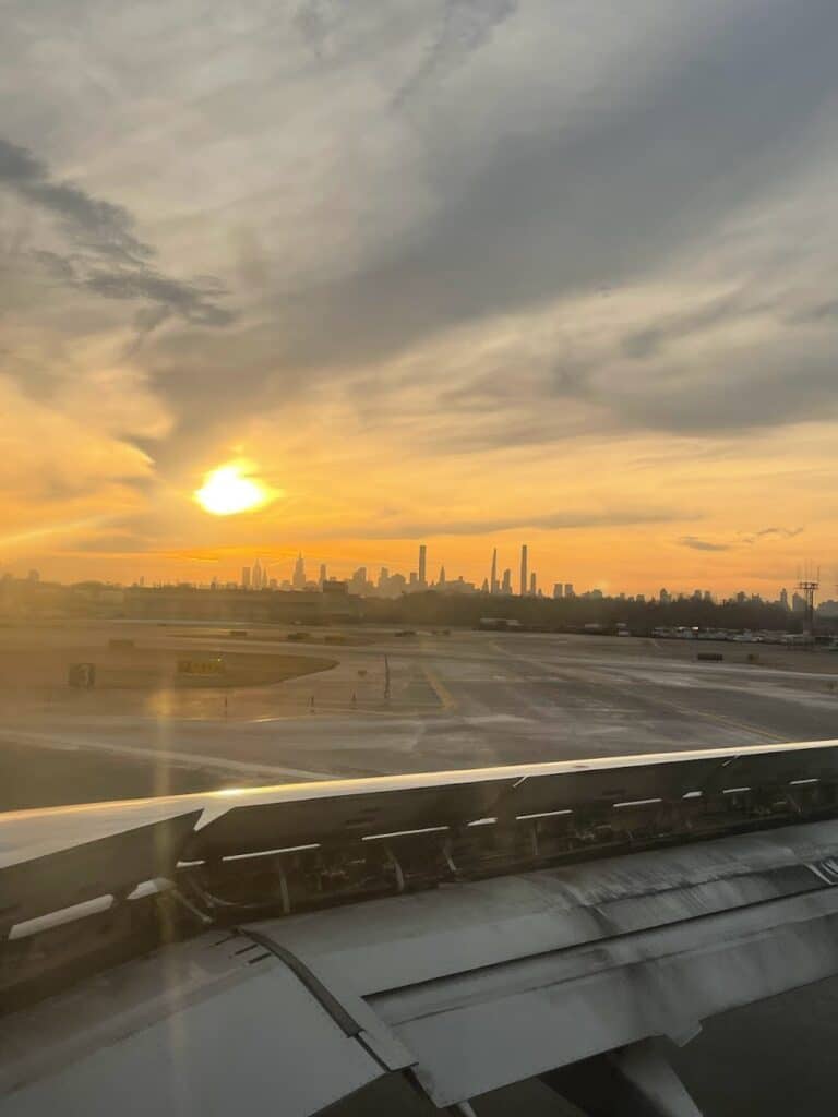 Landing in NYC at JFK, the best airport to fly into in New York City
