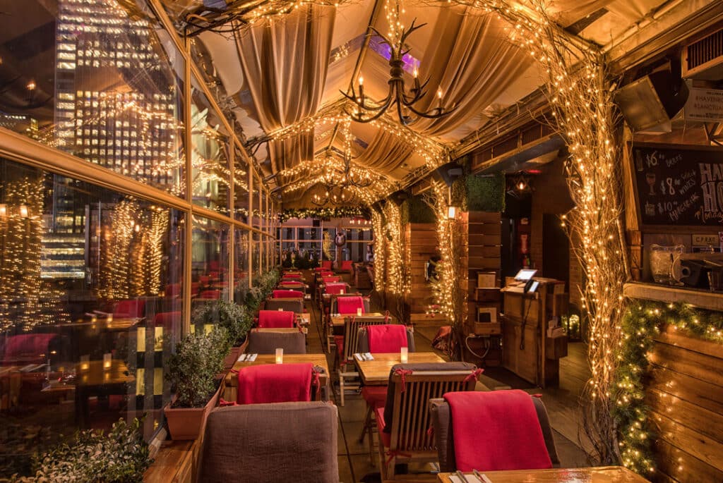 Festive restaurant and bars in NYC - Haven Ski Chalet